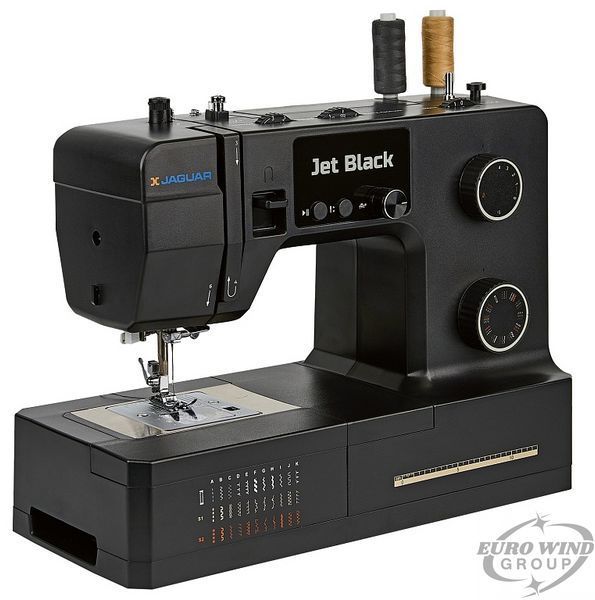 Maşină de cusut JAGUAR Jet Black