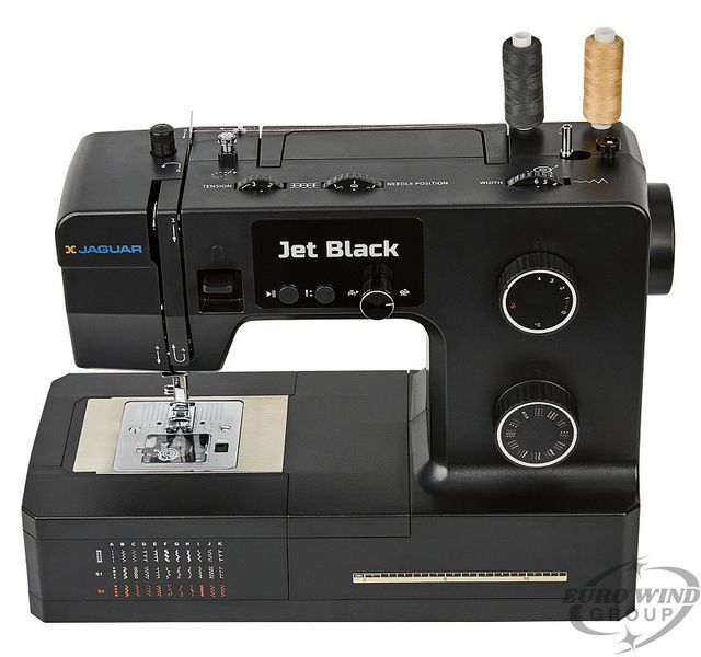 Maşină de cusut JAGUAR Jet Black