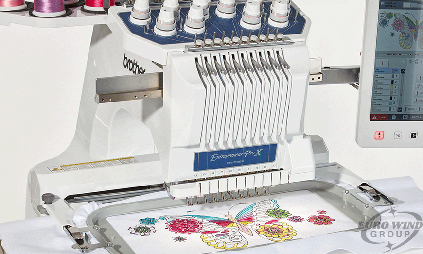 Mașină de brodat Brother PR1055X