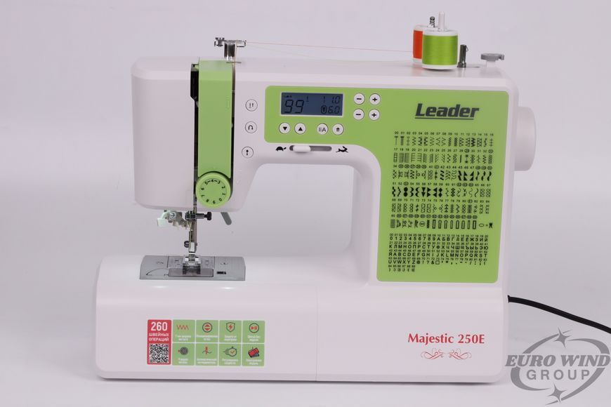 Mașină de cusut computerizată LEADER Majestic 250E