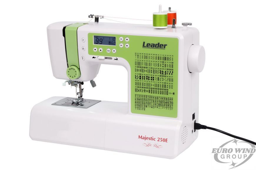 Mașină de cusut computerizată LEADER Majestic 250E