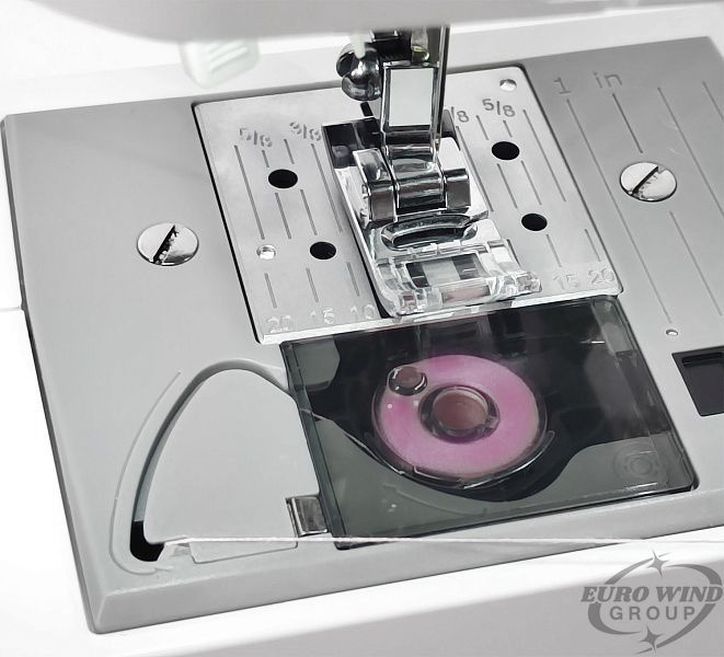 Computerized sewing machine LEADER Majestic 395E