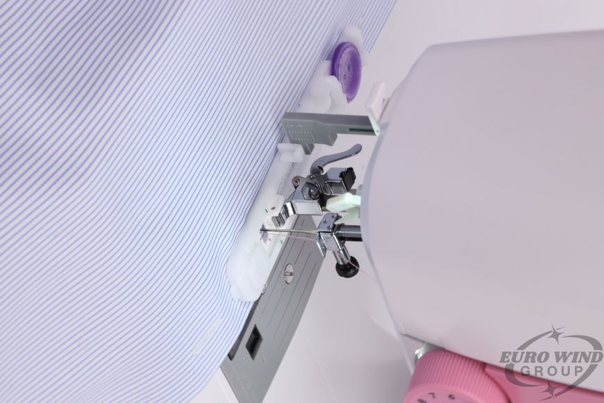 Computerized sewing machine LEADER Majestic 395E